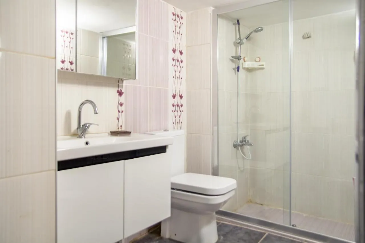 Apartment Modern Flat With Backyard Close To Karsiyaka Coast Izmir Turkey